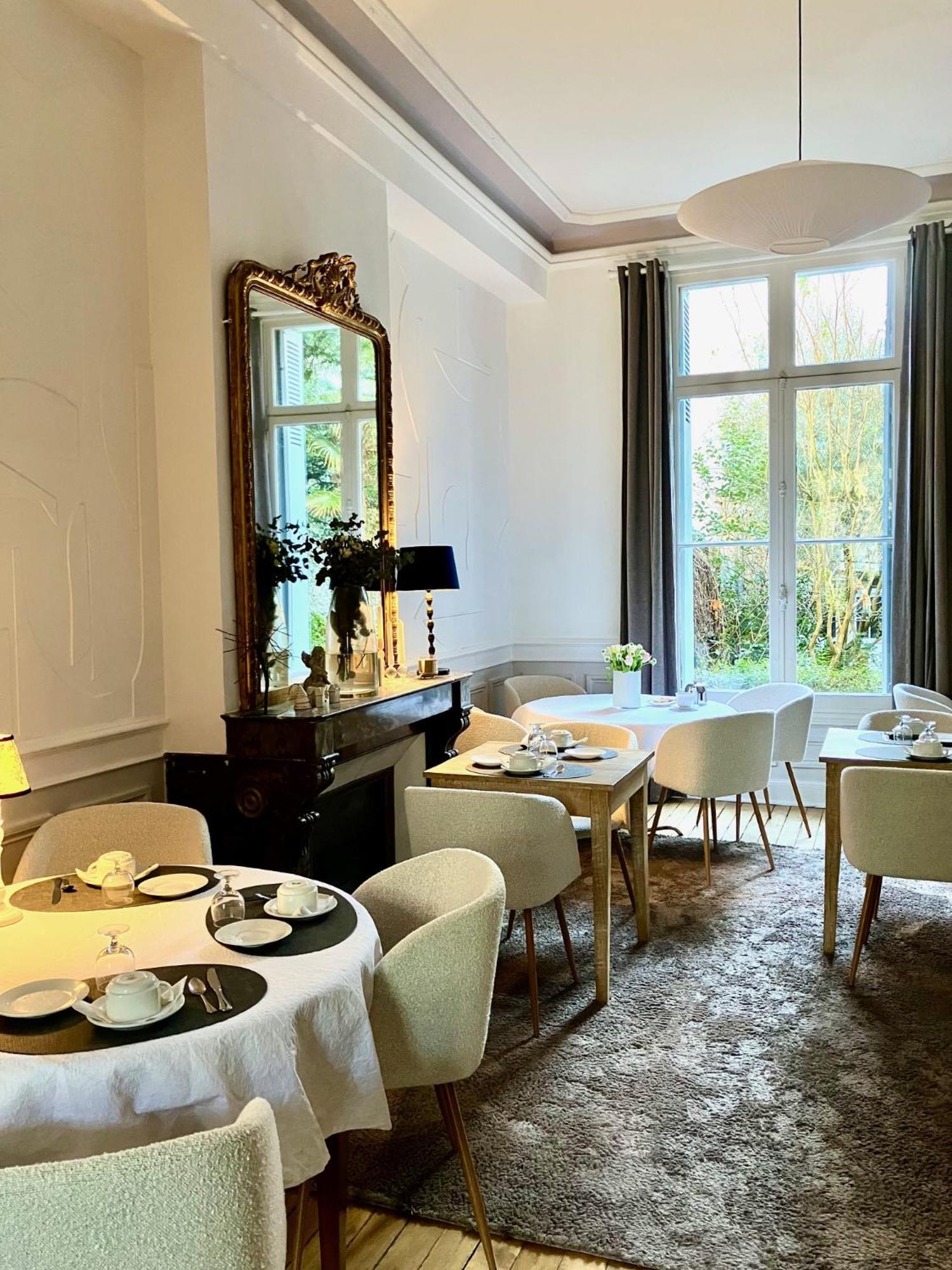 Hotel Val De Loire Τουρ Εξωτερικό φωτογραφία