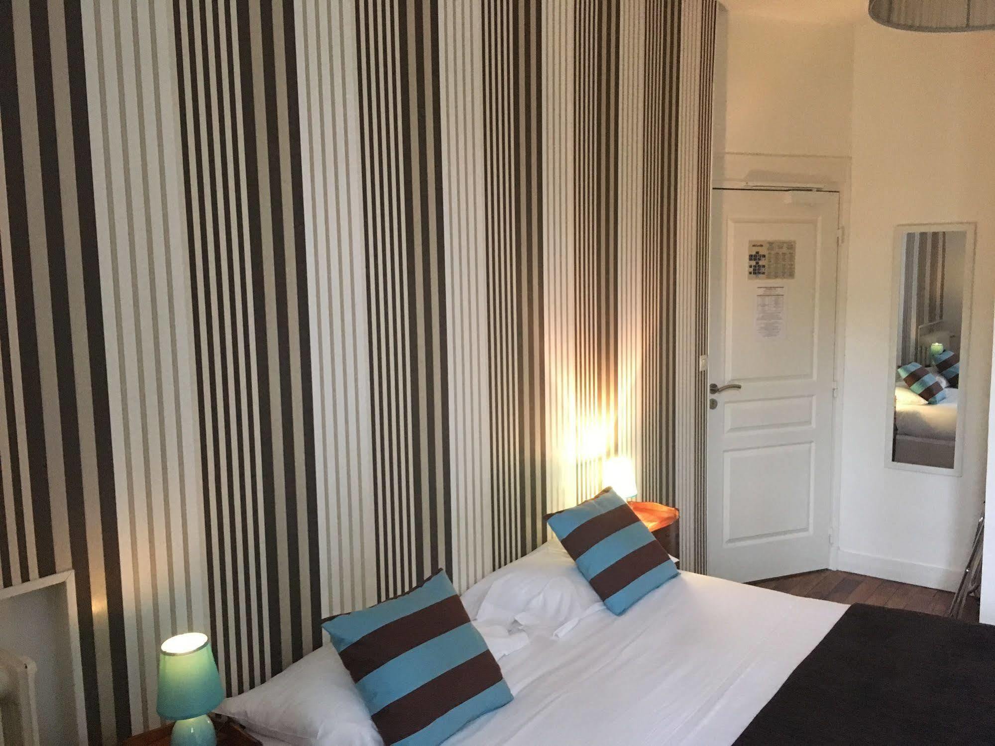 Hotel Val De Loire Τουρ Εξωτερικό φωτογραφία